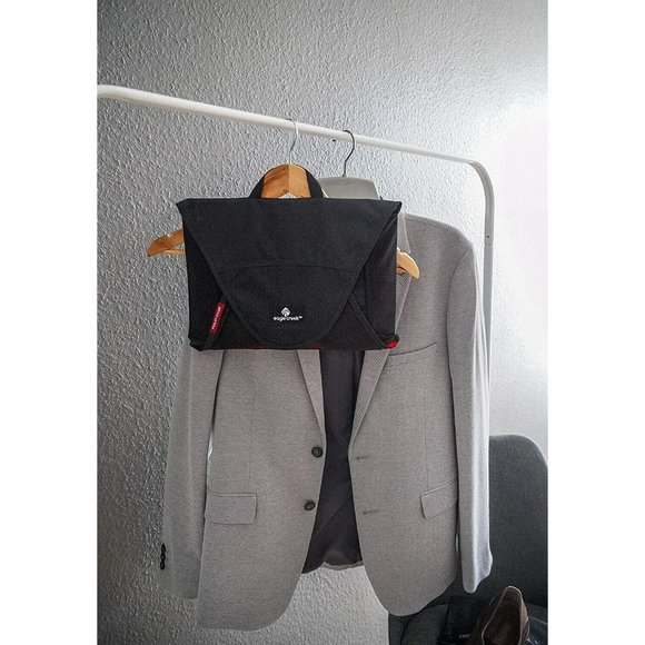 Brand New in Pkg. EAGLE CREEK TRAVEL GEAR Pack-It Garment Folder 18 Black Mesh - Picture 8 of 13